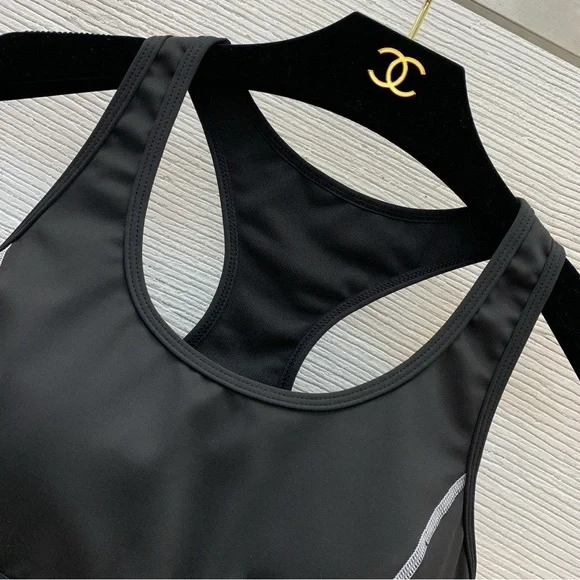 ALO Yoga Black Leggings with Gray Accents - Picture 2 of 8